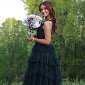 Elegant Black Ruffled Evening Dress